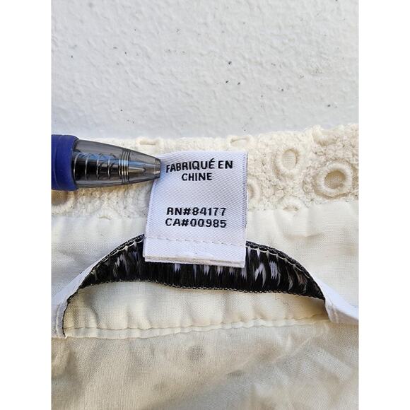 Diane Von Furstenberg Shirt Womens 8 White Lorelei Two Eyelet Cotton Top Coastal - Picture 16 of 16